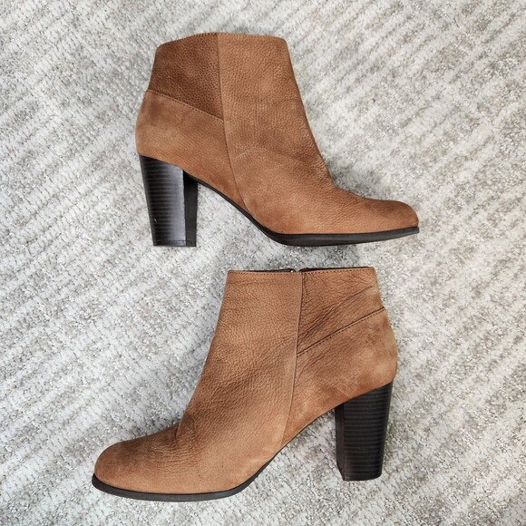 Cole Haan womens Grand OS Davenport Sequoia Brown heeled ankle Bootie size 9 - Picture 6 of 10